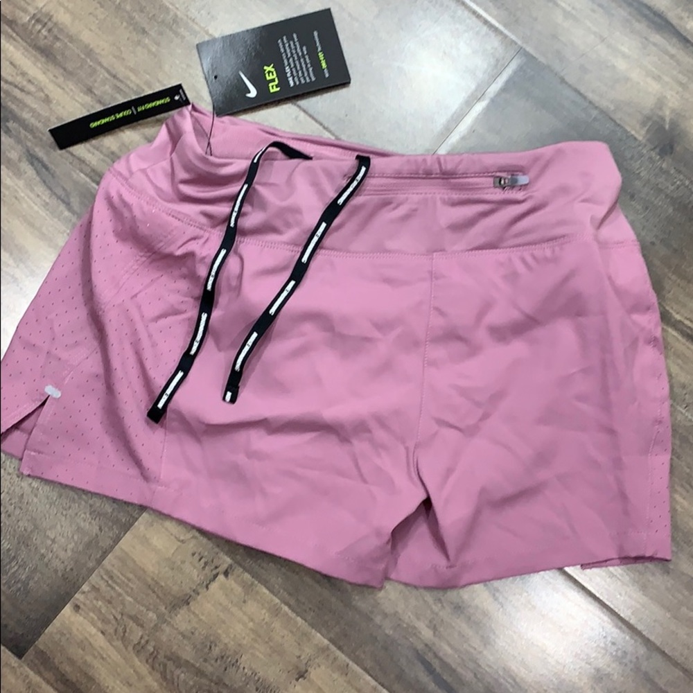 NIKE Women’s running shorts with Dri-Fit Technolog - Picture 7 of 16